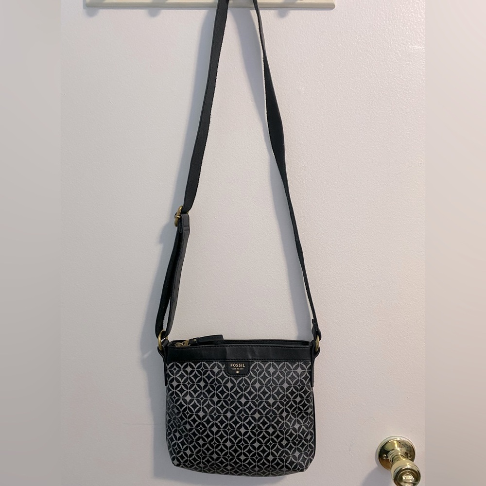 Fossil Coated Canvas Black/Gray Print Crossbody
